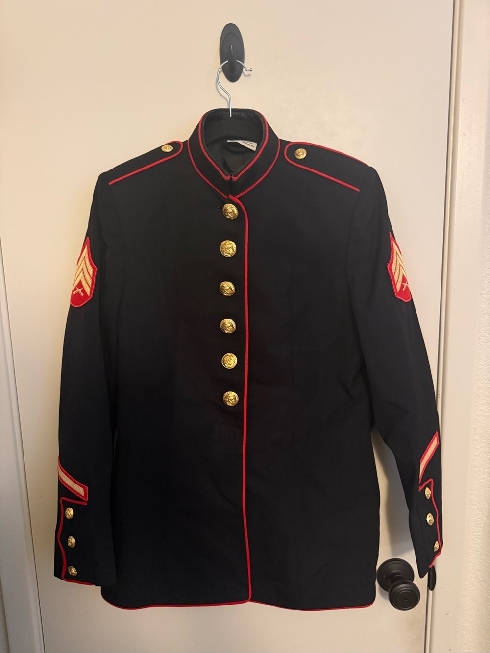 New USMC females blues Coat